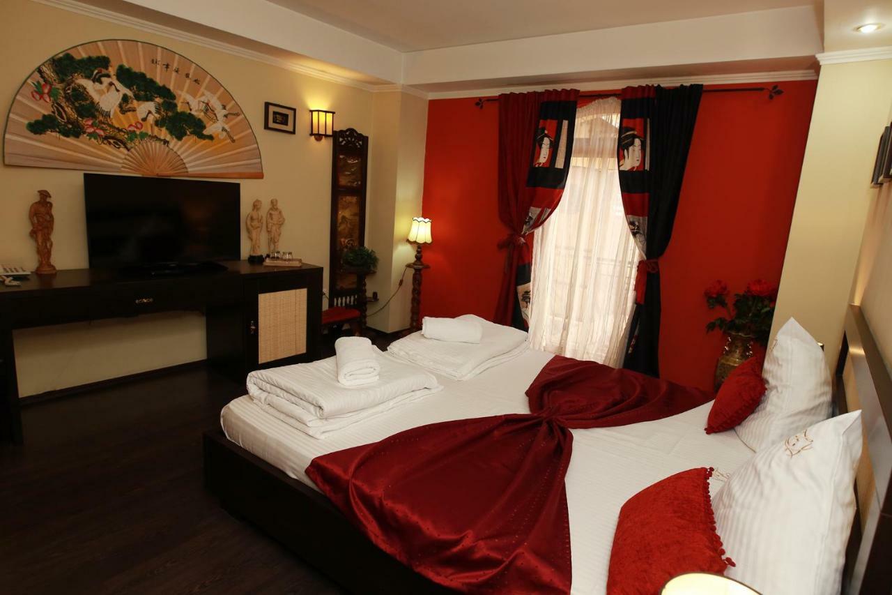 Hotel-Pensiunea Zefir Timişoara Exteriör bild